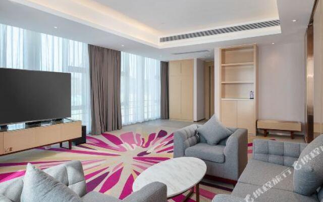 Lavande Hotel（Shaoguan High-speed Railway Station）