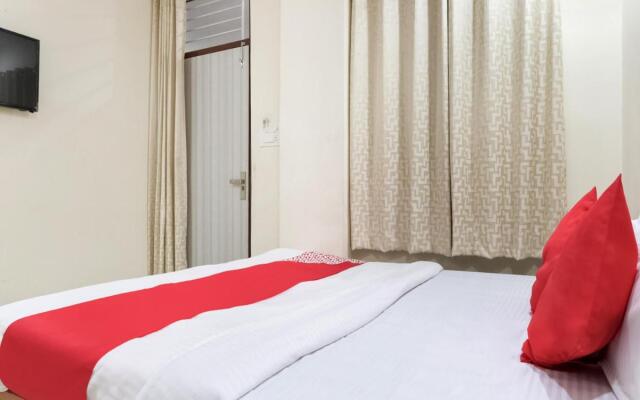 OYO 74321 Hotel Dwarika Palace