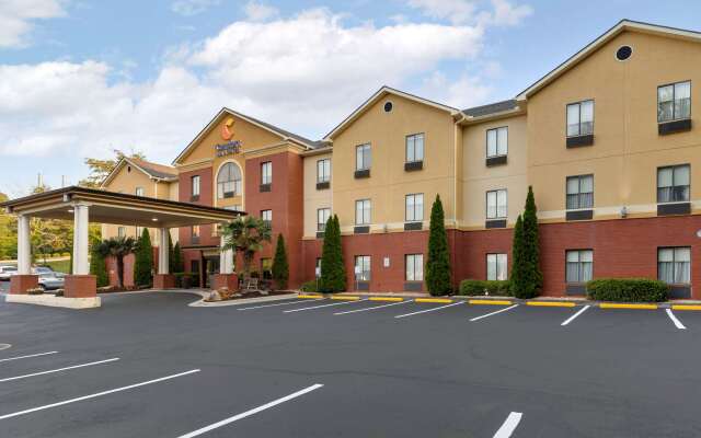 Comfort Inn & Suites