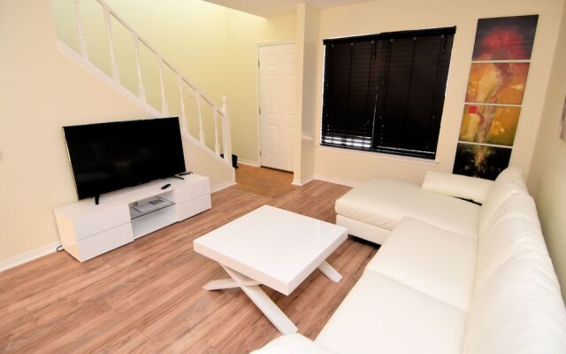 Vacation Homes by Hosteeva