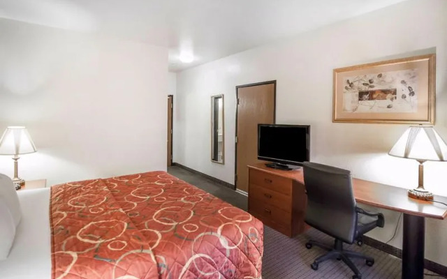 Rodeway Inn & Suites Parsons