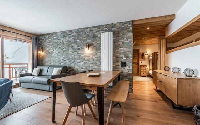 SORBUS - Contemporary Apartment in Luxury Residence