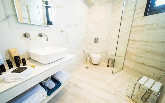 Kali Thea Suites