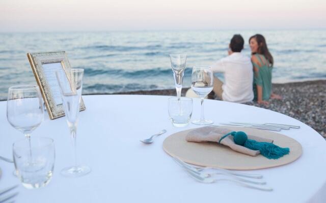 Thalatta Seaside Hotel