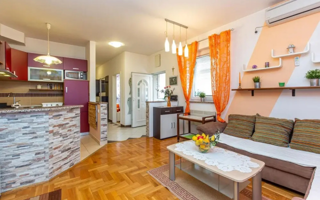 Awesome Apartment in Novi Vinodolski With 2 Bedrooms and Wifi