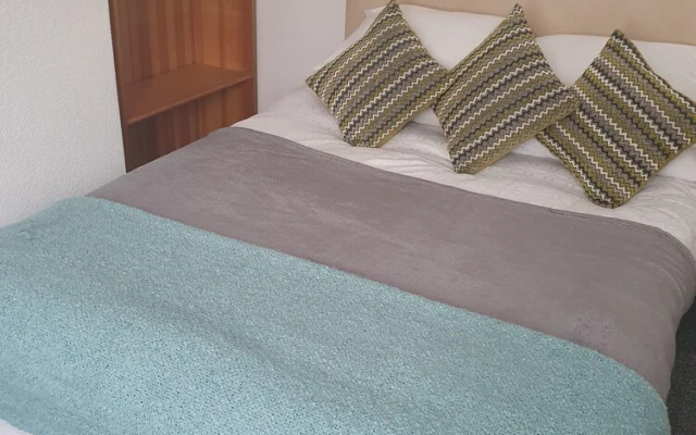Inviting 2-bed Apartment in Newcastle Upon Tyne
