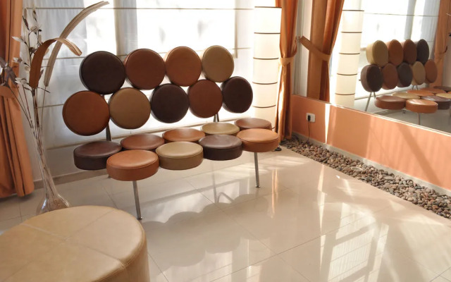 Cimma Suites Apart-Hotel