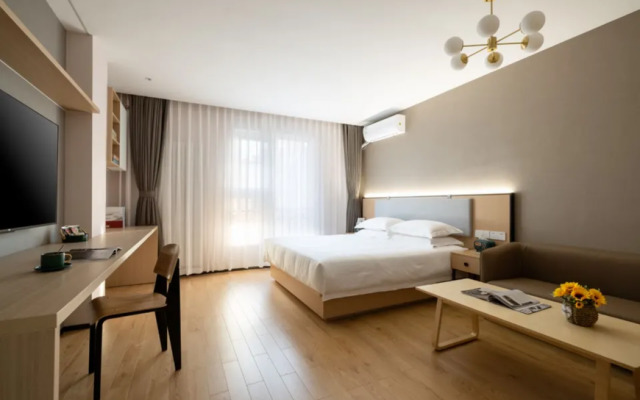Nostalgia S Hotel (Beijing Fangshan University Town Guangyangcheng Metro Station)