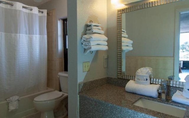Express Inn & Suites Clearwater
