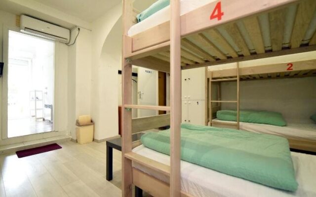 Hostel Temza