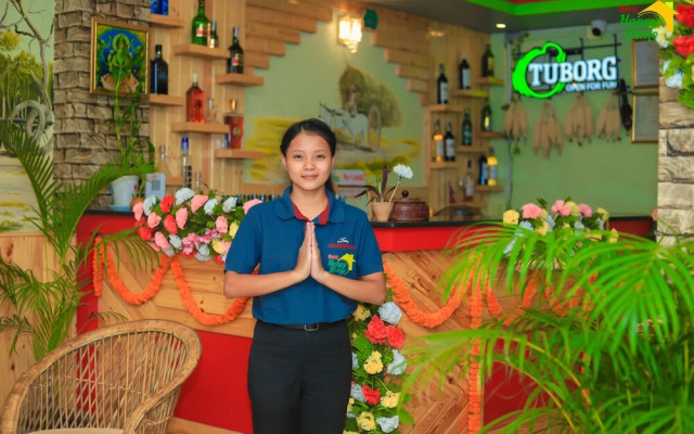 Hotel Happy Home