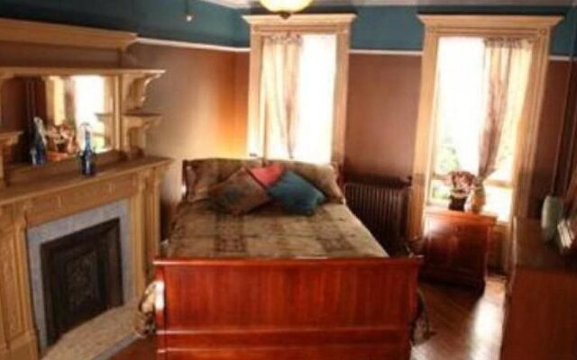 Sankofa Aban Bed and Breakfast