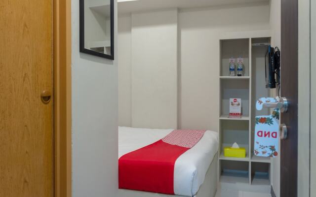 Kamar Keluarga Mahkota 8 By OYO Rooms