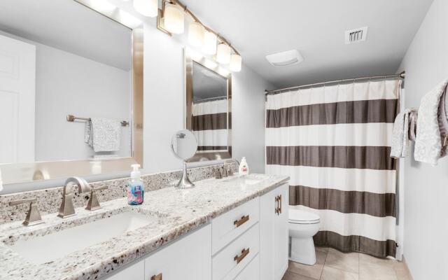 Starboard Village 521