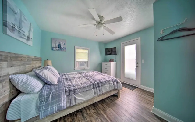 Charming Geneva Getaway w/ Easy Strip Access!