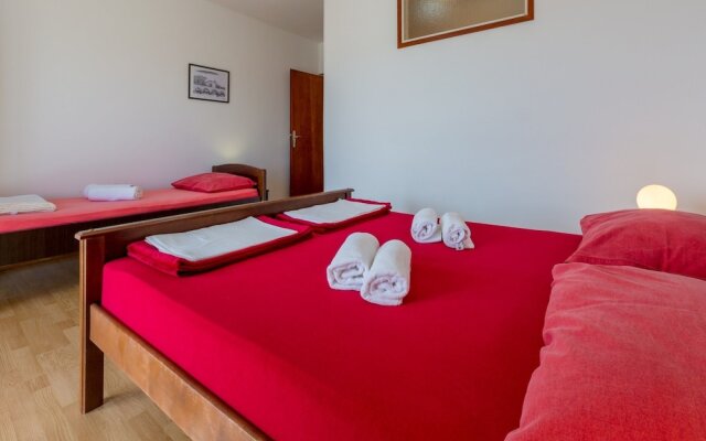 Apartment MLADEN