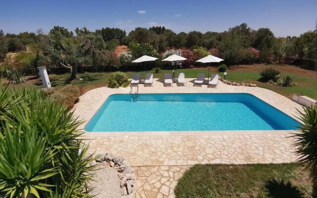 LaLamia (with pool) San Vito dei Normanni, near Ostuni