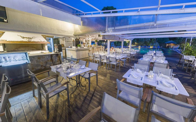 Adrina Resort & Spa