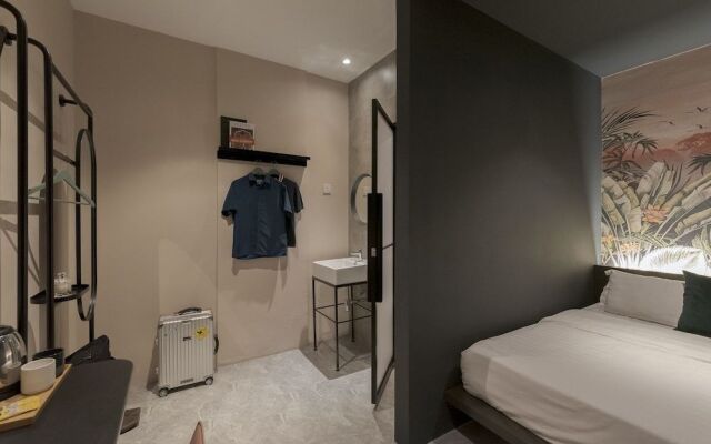Harper Suite at Sutera Avenue