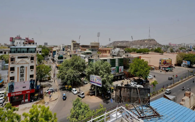 OYO 15164 Hotel Shree Radhey