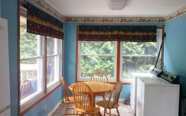 Port Hope Holiday Home