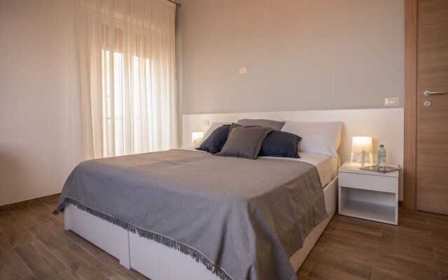 Seaview Rooms in the city center by Wonderful Italy