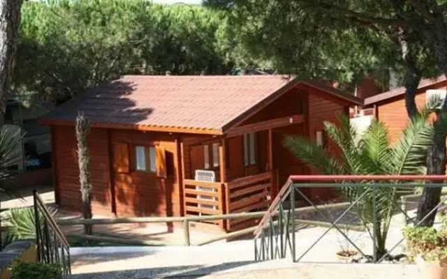 Camping Playa La Bota