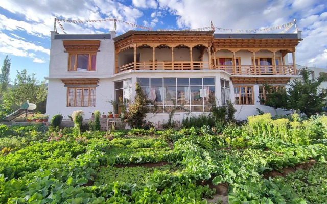 Nathula Homestay