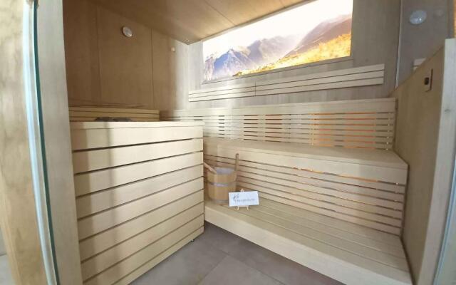 Holiday home in Kappl Paznauntal 42411