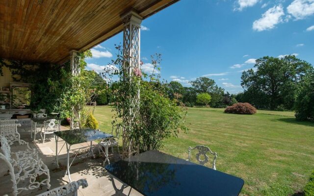 Severn Manor Country Estate