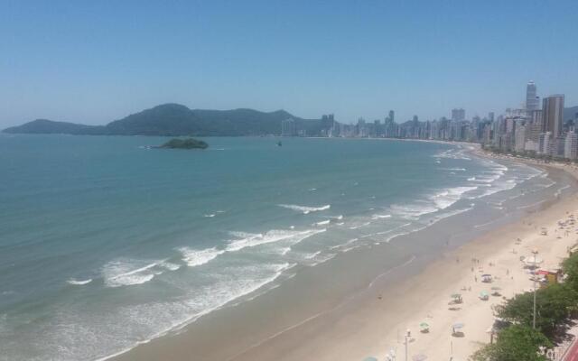Apartamento frente mar