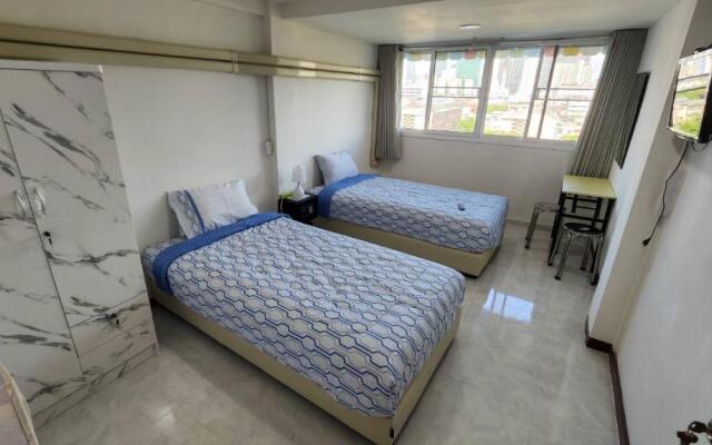 Apartment A4 Dindaeng