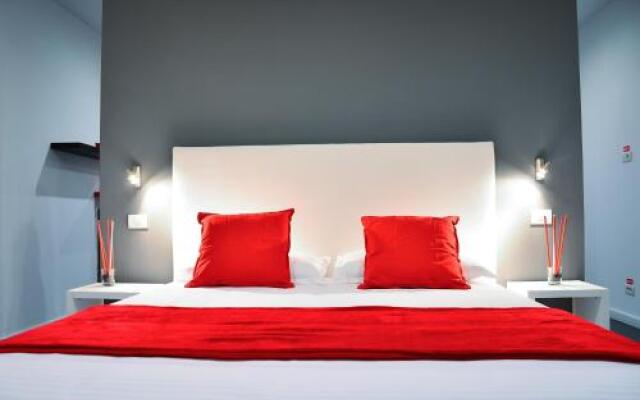 Living Aparthotel