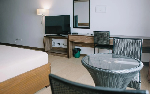 Leope Hotel