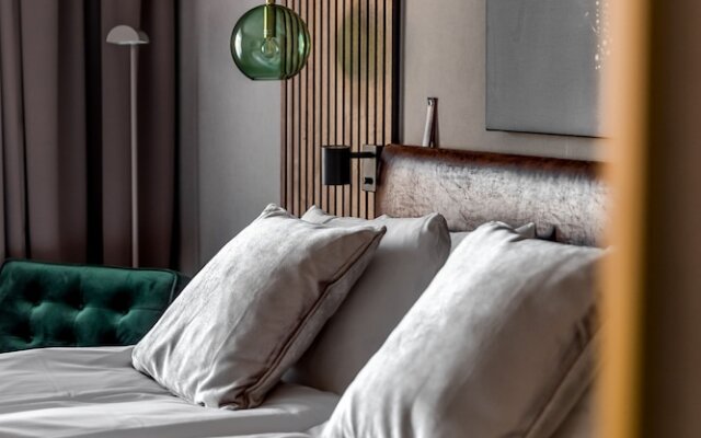 XHOTEL
