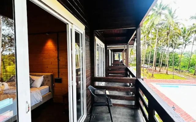 Seclude Eco Cottages