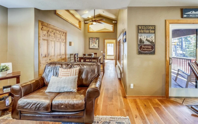 Snowy River 4 Bedroom Home by RedAwning