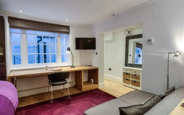Eson2 - The York Street Nest