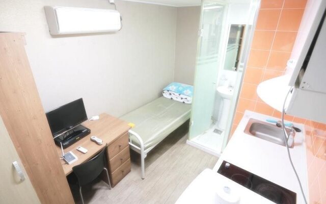 Greenyard Hostel
