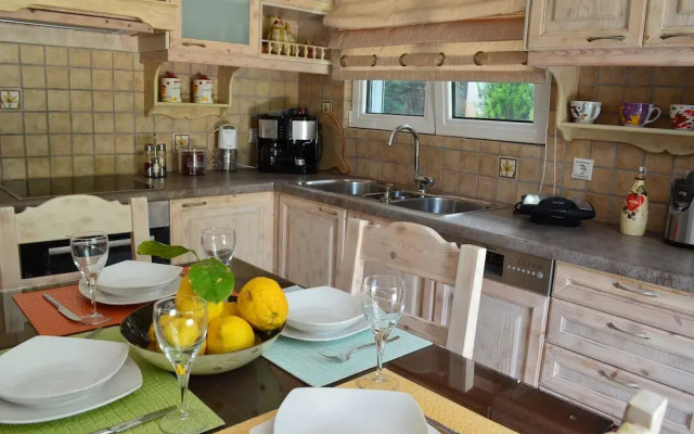 Blue Ark Aigeira Flat & Studio