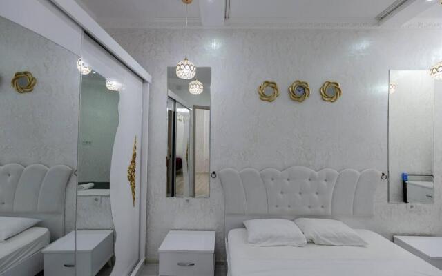 1BR Apt in the center of Batumi