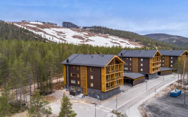 Tunturinlaita d4, 2 skipasses included