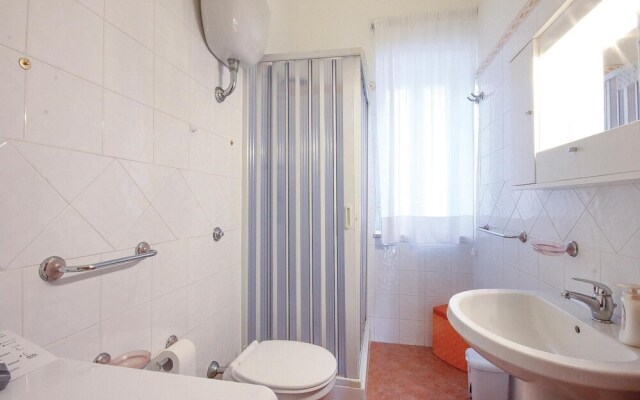 Nice Apartment in Castellabate With 2 Bedrooms and Wifi