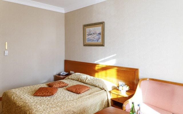 Волжский утес (им. Е.И. Чазова)