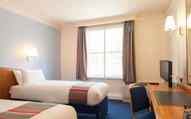 Travelodge London Kings Cross Royal Scot Hotel