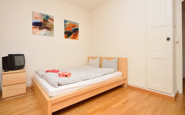 Garden Studio Apartment Zürichberg