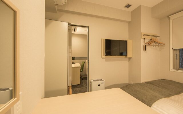 Super Hotel Lohas Honmachi Subwayline Yotsubashi Exit 24