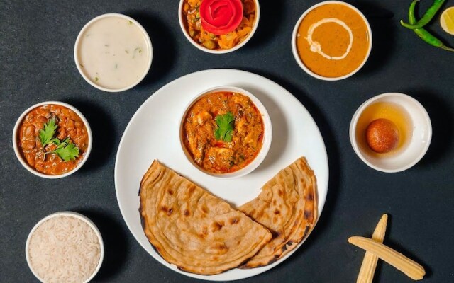 OYO 13932 Hotel Pushpanjali