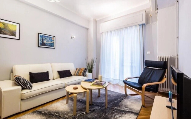 Brand new apartment with one bedroom next to Metro