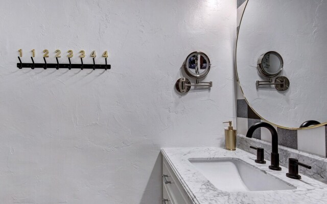 Stunning New Copper Condo